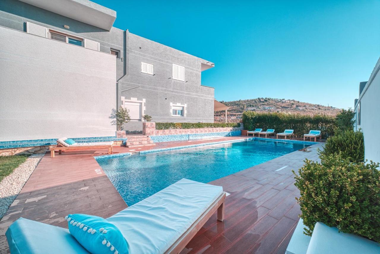 Le Gjero Luxury Villa Εξαμίλιο Εξωτερικό φωτογραφία