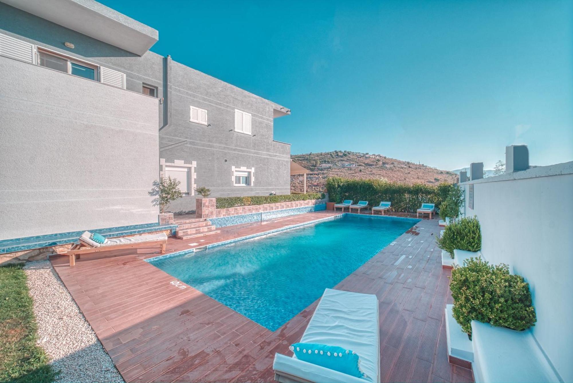 Le Gjero Luxury Villa Εξαμίλιο Εξωτερικό φωτογραφία