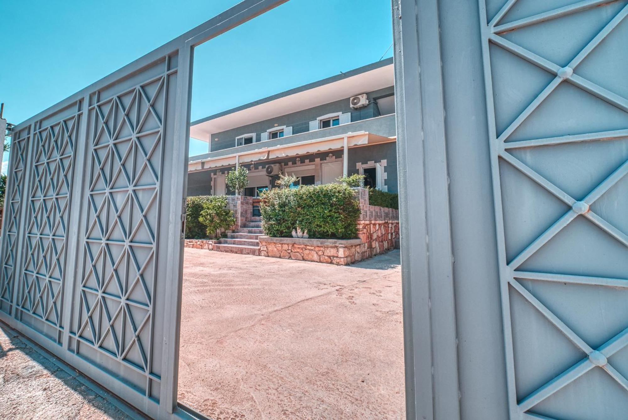 Le Gjero Luxury Villa Εξαμίλιο Εξωτερικό φωτογραφία