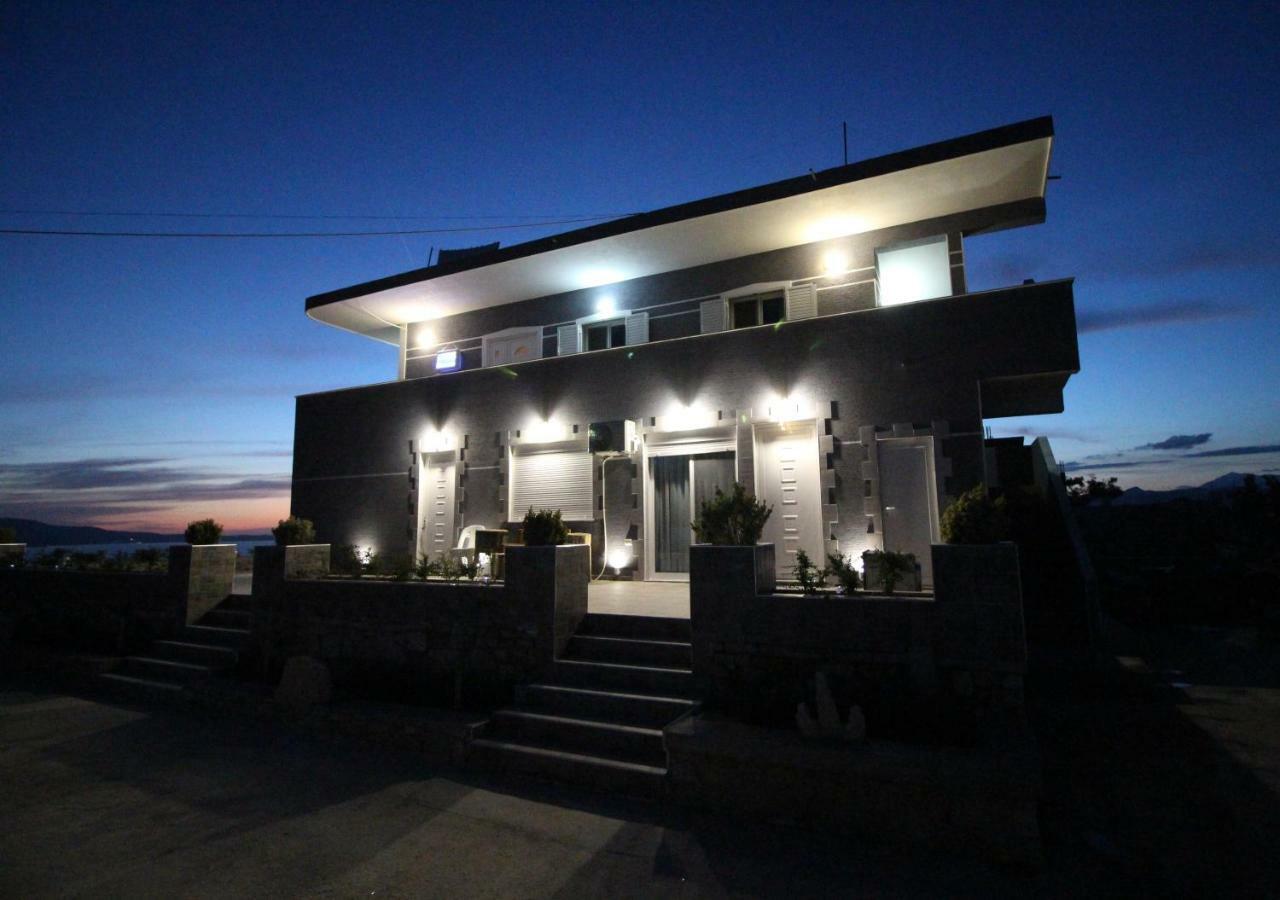 Le Gjero Luxury Villa Εξαμίλιο Εξωτερικό φωτογραφία