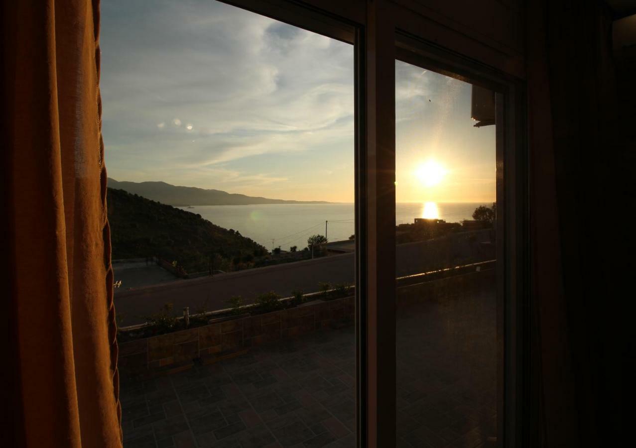 Le Gjero Luxury Villa Εξαμίλιο Εξωτερικό φωτογραφία