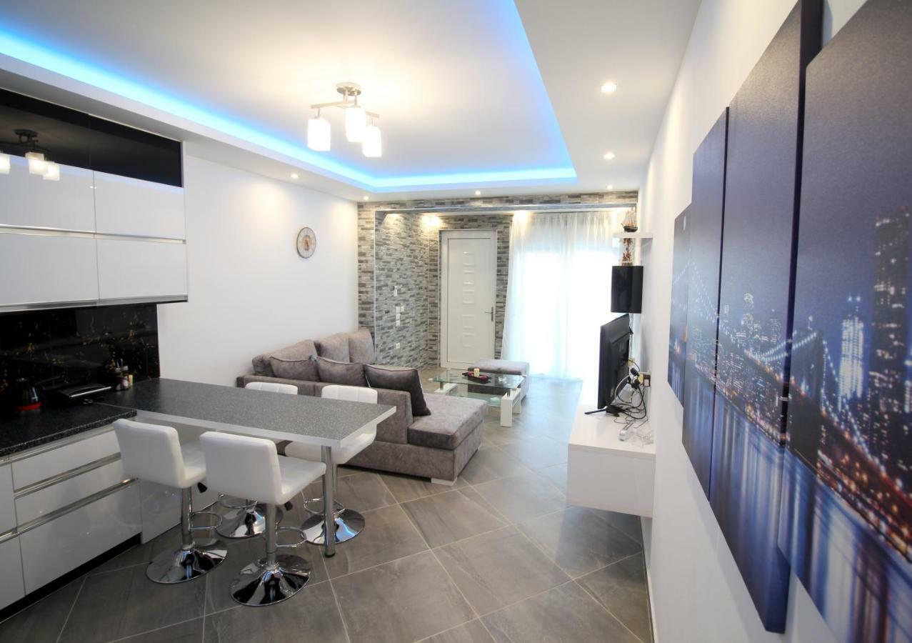 Le Gjero Luxury Villa Εξαμίλιο Εξωτερικό φωτογραφία