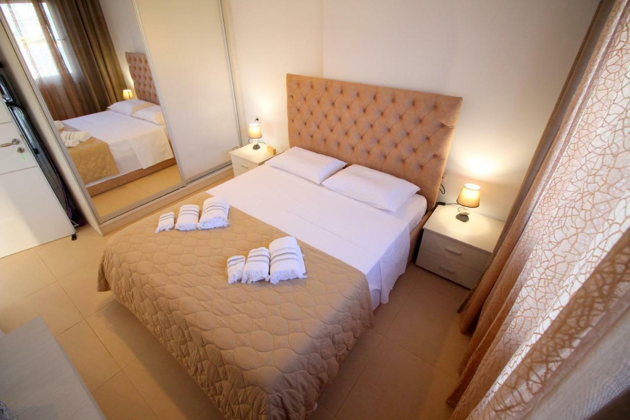 Le Gjero Luxury Villa Εξαμίλιο Εξωτερικό φωτογραφία
